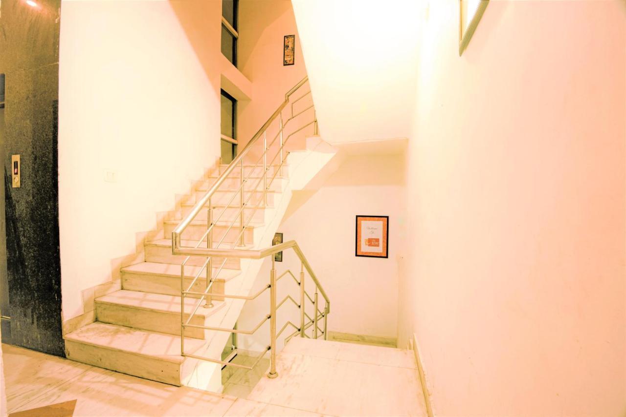 Instay - 46 Gurgaon Exterior foto