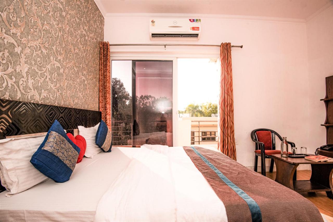 Instay - 46 Gurgaon Exterior foto